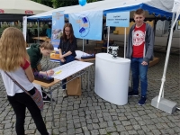 Zdjęcie: Piknik organizacji pozarządowych na leszczyńskim rynku