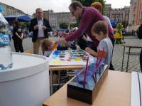 Zdjęcie: Piknik organizacji pozarządowych na leszczyńskim rynku