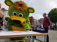 Zdjęcie: Piknik organizacji pozarządowych na leszczyńskim rynku