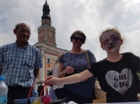Zdjęcie: Piknik organizacji pozarządowych na leszczyńskim rynku