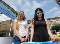 Zdjęcie: Piknik organizacji pozarządowych na leszczyńskim rynku