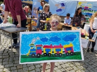Zdjęcie: Piknik organizacji pozarządowych na leszczyńskim rynku
